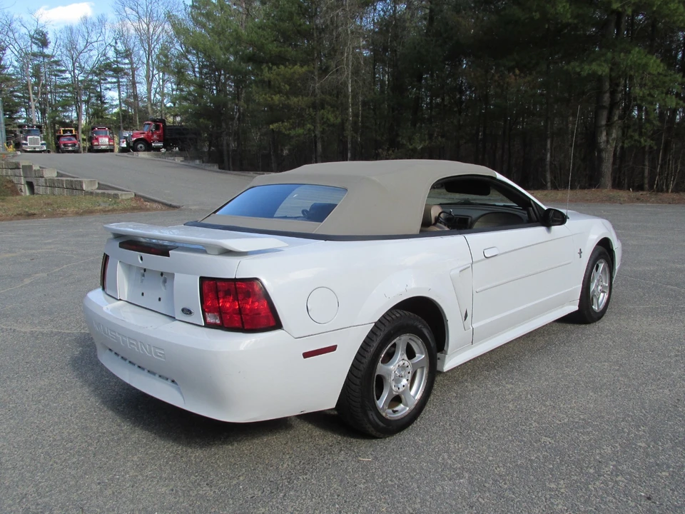 2003 Ford SN95 Mustang - Image 4 of 21