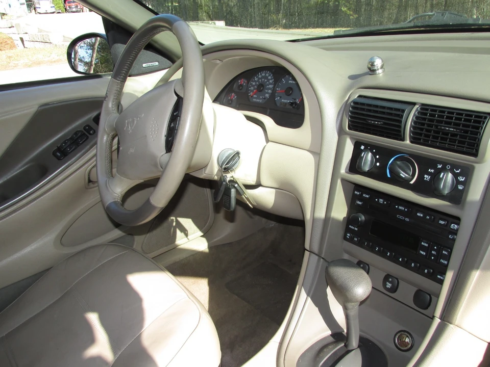 2003 Ford SN95 Mustang - Image 17 of 21