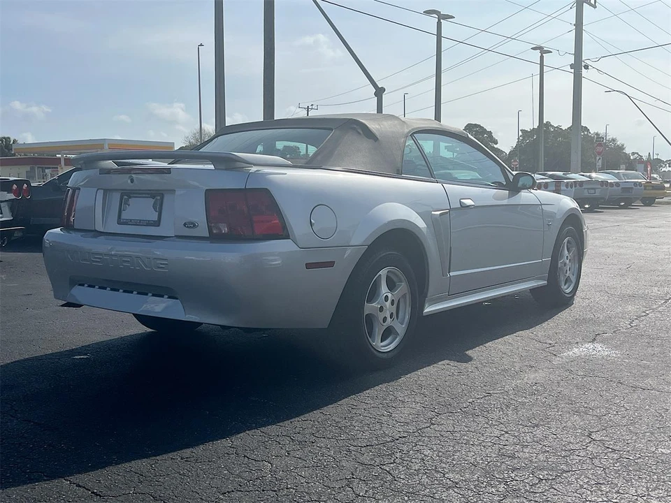 2003 Ford SN95 Mustang - Image 7 of 27