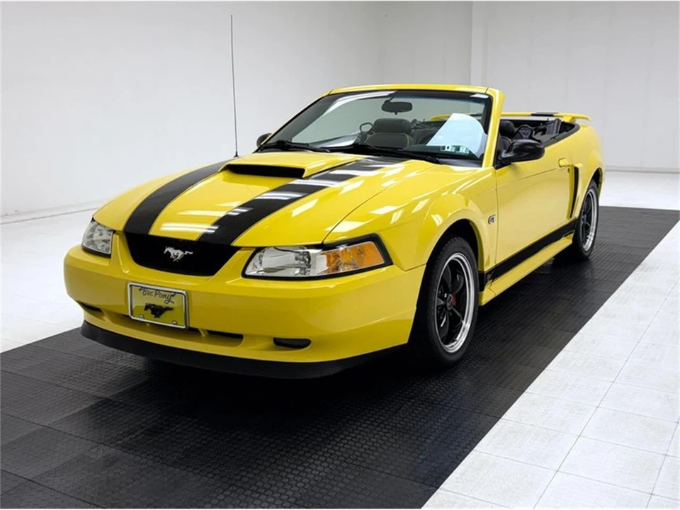 2003 Ford SN95 Mustang - Image 2 of 31