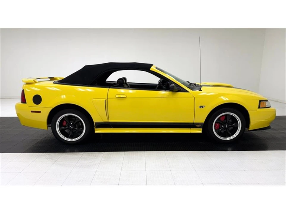 2003 Ford SN95 Mustang - Image 9 of 31