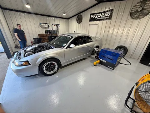 2003 Ford Mustang Cobra SVT Coupe