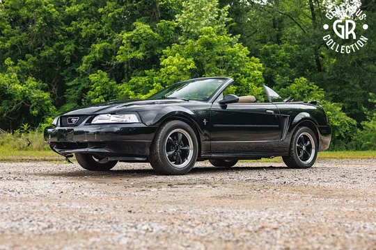 2003 Ford Mustang V6 Convertible