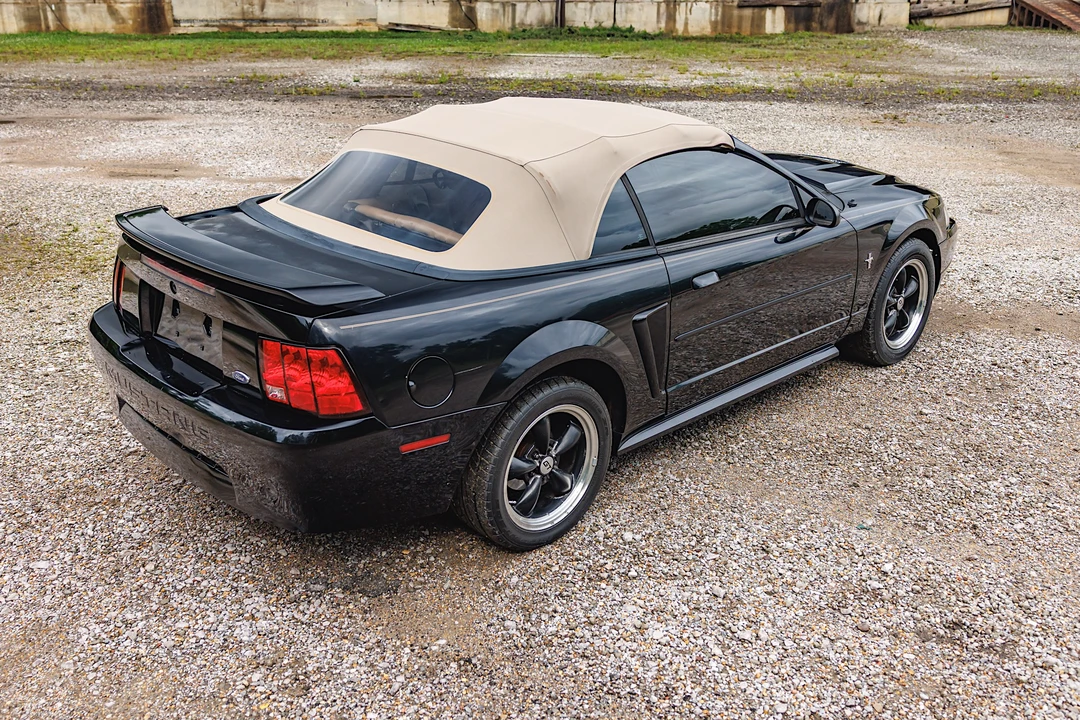 2003 Ford SN95 Mustang - Image 18 of 31