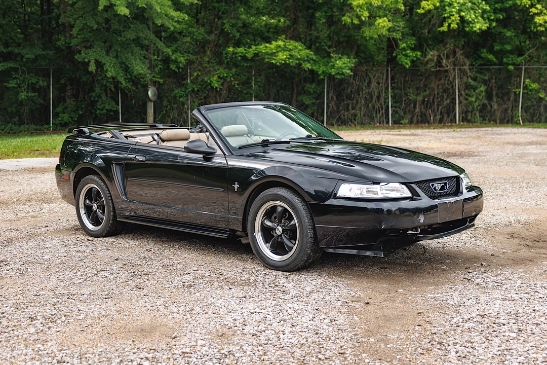 2003 Ford SN95 Mustang - Image 2 of 31