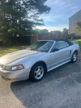 2003 Ford Mustang Convertible 2D