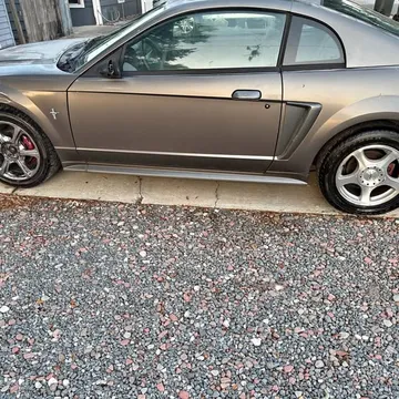 2003 Ford Mustang Coupe