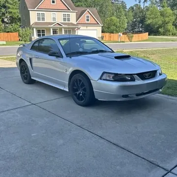 2003 Ford Mustang V6