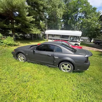 2003 Ford Mustang Coupe