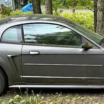 2003 Ford Mustang V6