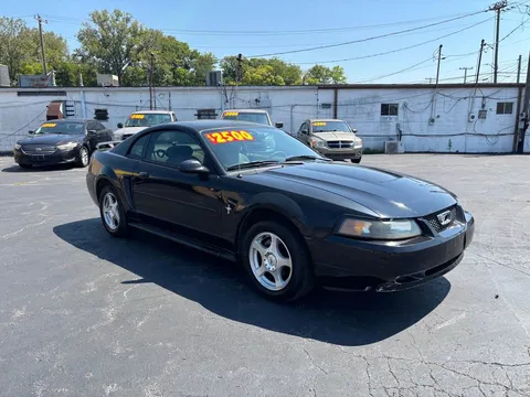 2003 Ford Mustang Coupe 2D