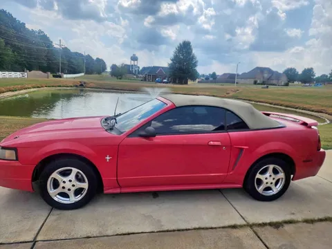2003 Ford Mustang Coupe 2D
