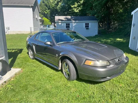 2003 Ford Mustang Coupe 2D