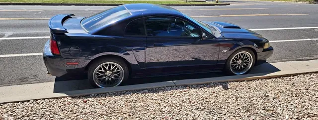 2003 Ford Mustang Coupe 2D