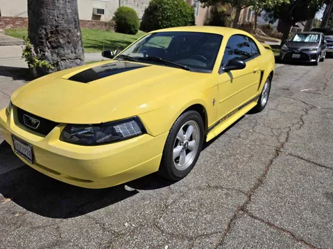 2003 Ford Mustang Deluxe Coupe 2D