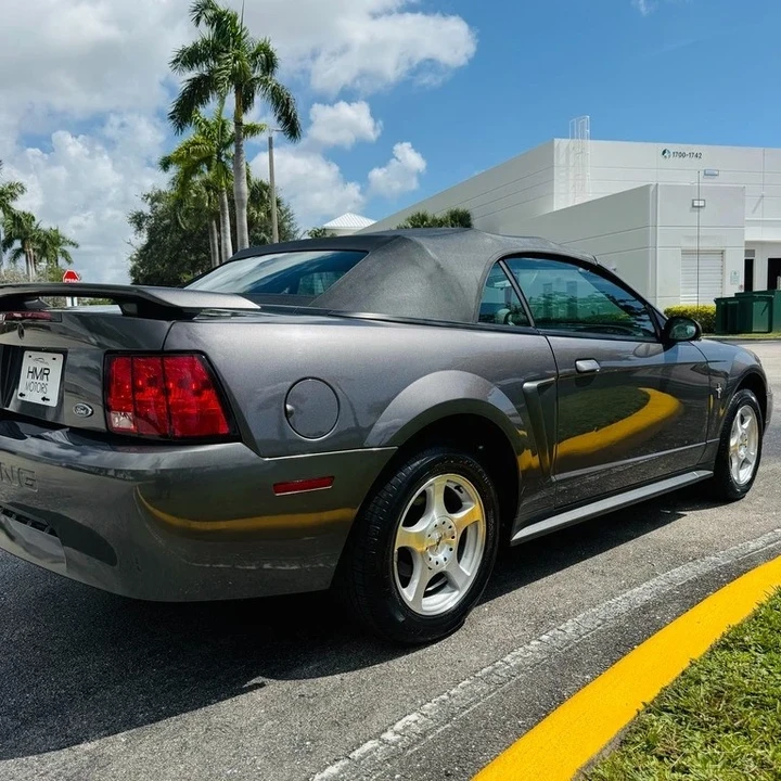 2003 Ford SN95 Mustang - Image 10 of 21