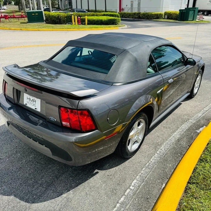 2003 Ford SN95 Mustang - Image 9 of 21