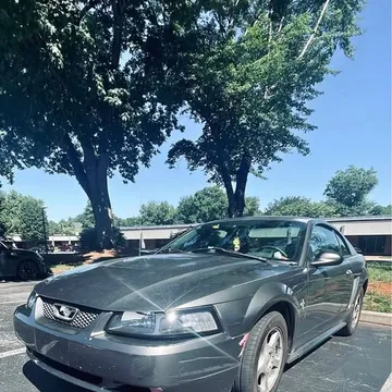 2003 Ford Mustang Deluxe
