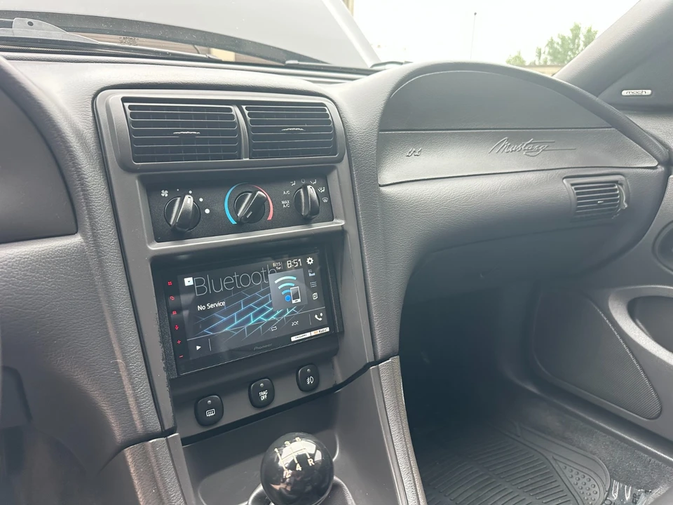 2003 Ford SN95 Mustang - Image 8 of 21