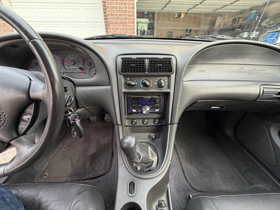2003 Ford SN95 Mustang - Image 9 of 16