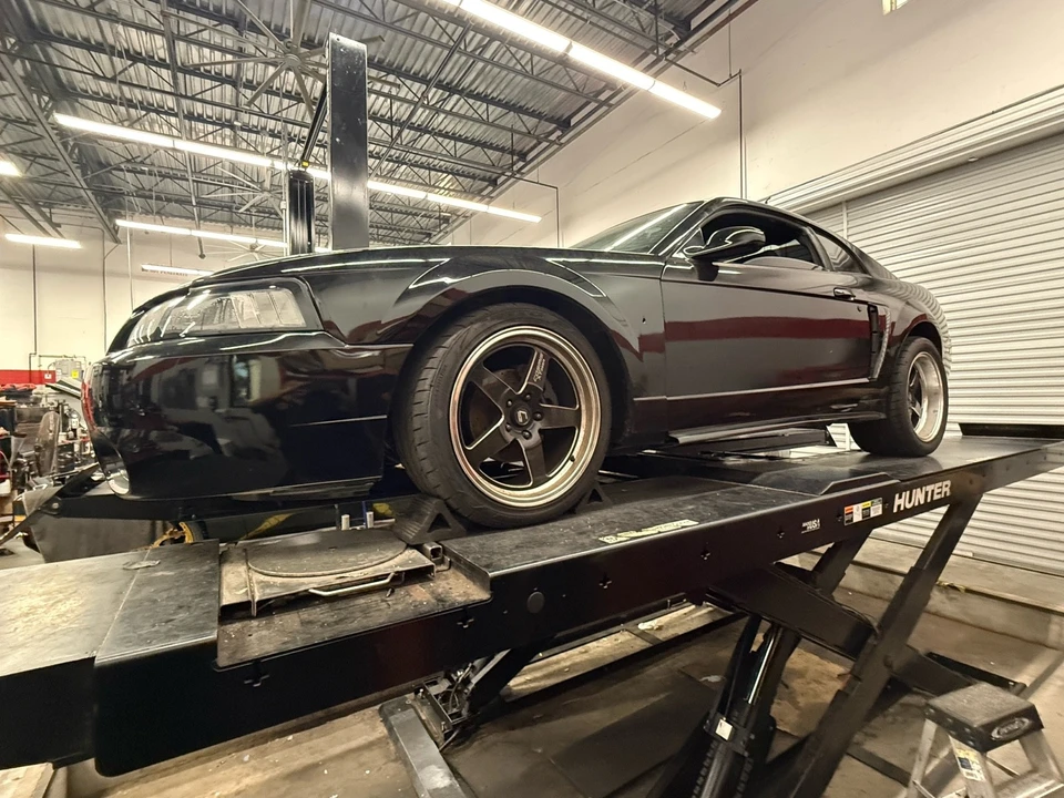 2003 Ford SN95 Mustang - Image 10 of 31