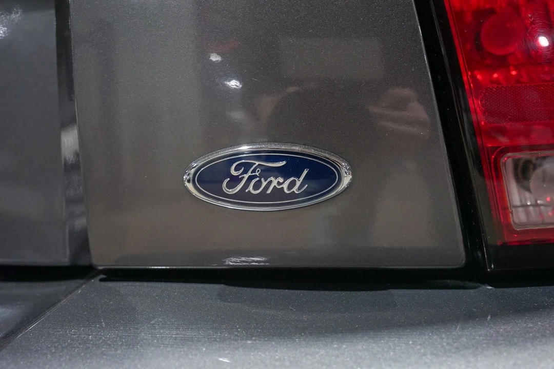 2003 Ford - Image 25 of 31
