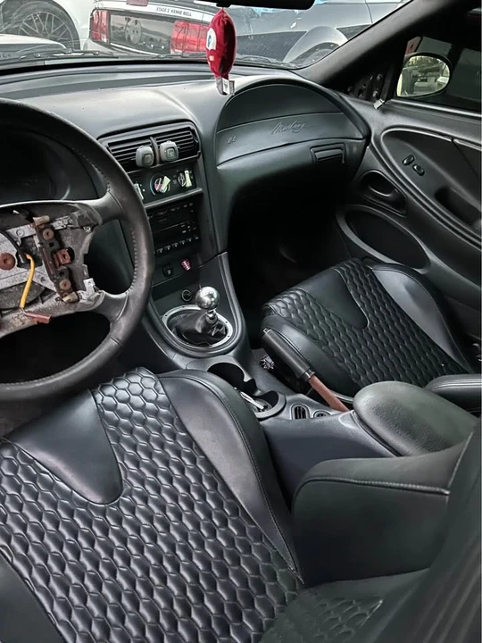 2003 Ford SN95 Mustang - Image 4 of 10