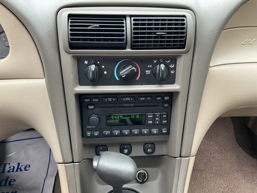 2003 Ford SN95 Mustang - Image 13 of 16