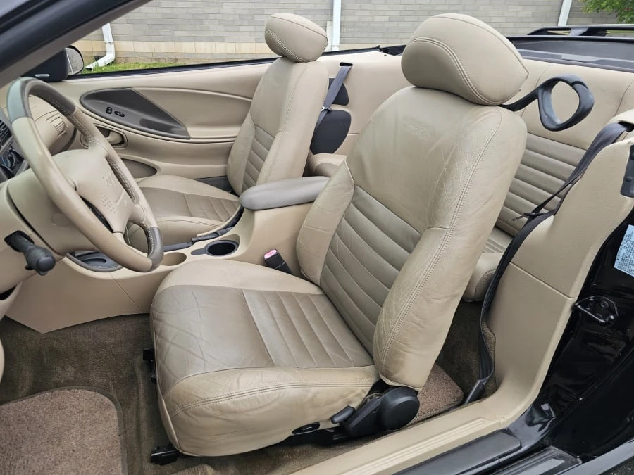 2003 Ford SN95 Mustang - Image 9 of 15