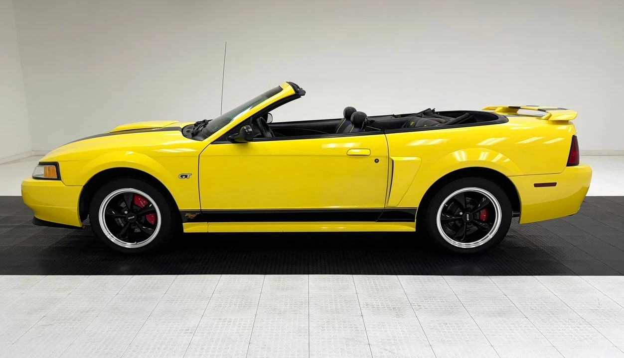 2003 Ford SN95 Mustang - Image 4 of 31