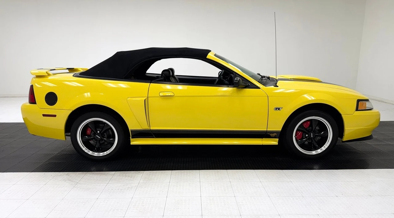 2003 Ford SN95 Mustang - Image 9 of 31
