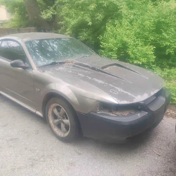 2003 Ford Mustang GT Coupe 2D