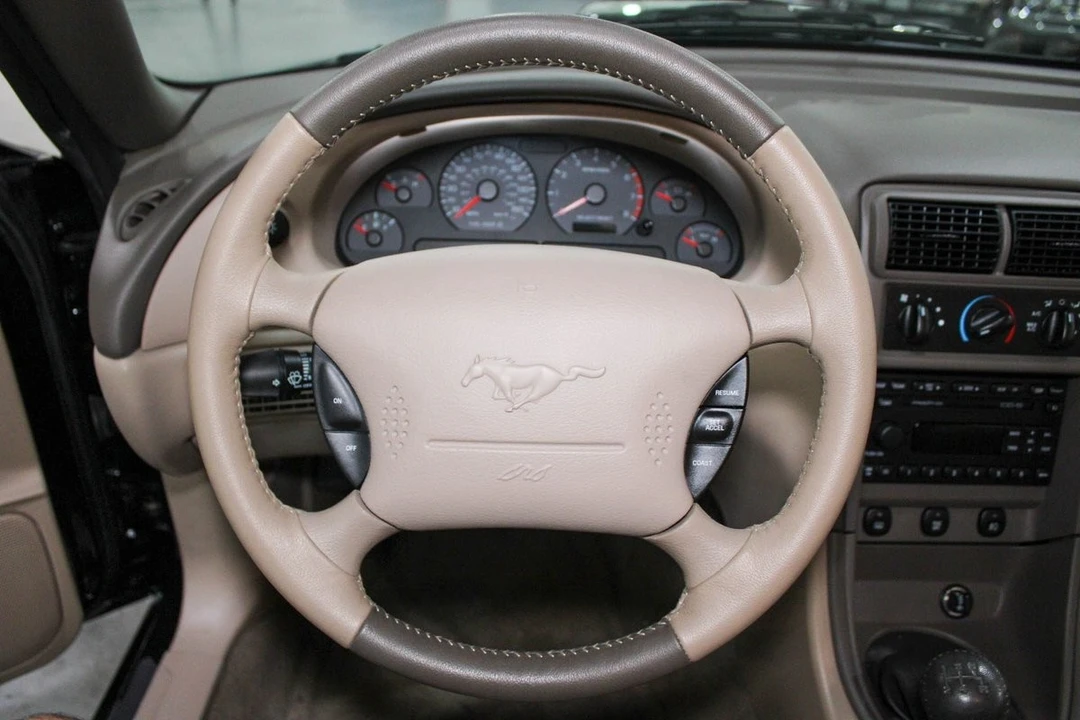 2003 Ford SN95 Mustang - Image 11 of 12