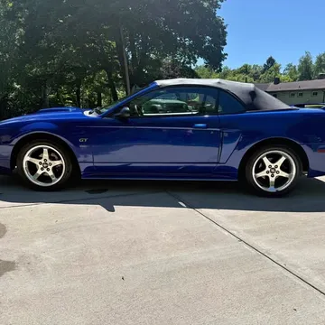 2003 Ford Mustang GT Deluxe Convertible