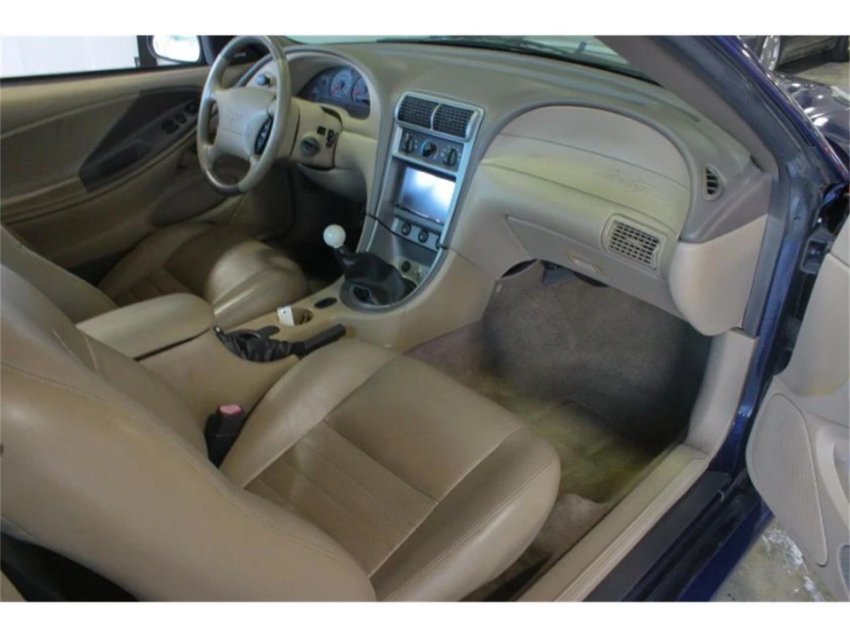 2003 Ford SN95 Mustang - Image 10 of 15