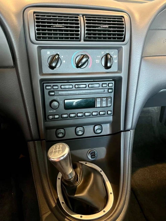 2003 Ford SN95 Mustang - Image 15 of 17