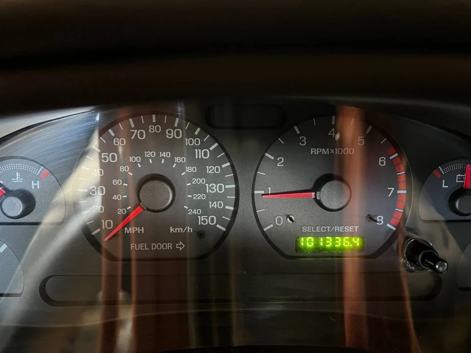 2003 Ford SN95 Mustang - Image 11 of 17