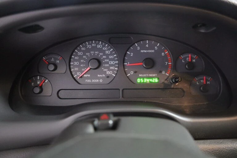 2003 Ford SN95 Mustang - Image 9 of 13