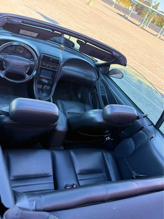 2003 Ford SN95 Mustang - Image 8 of 17