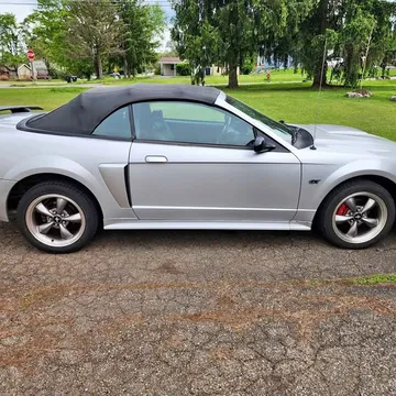 2003 Ford Mustang GT Premium Convertible 2D