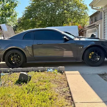 2003 Ford Mustang GT Premium Coupe 2D