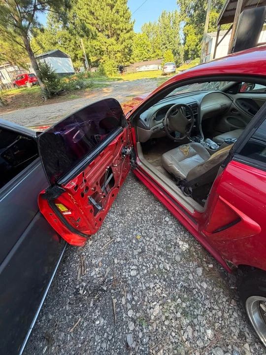 2003 Ford SN95 Mustang - Image 9 of 14