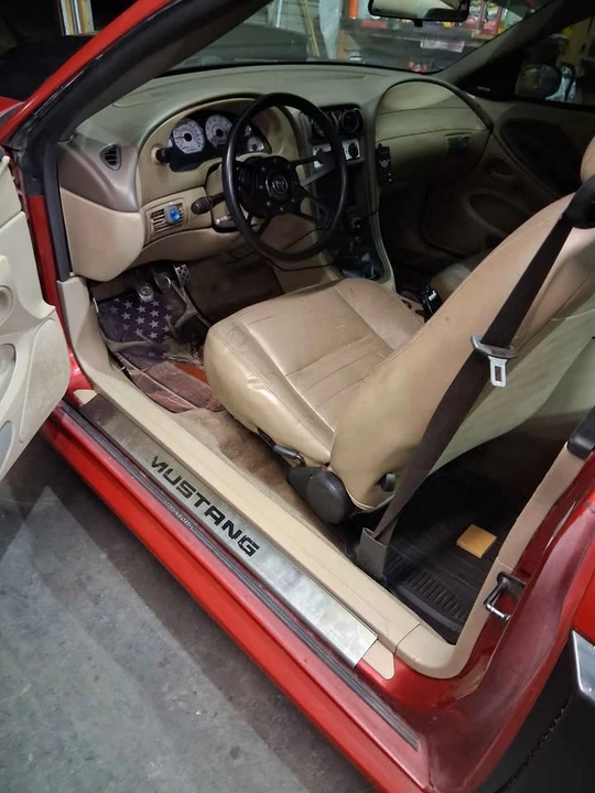 2003 Ford SN95 Mustang - Image 5 of 10