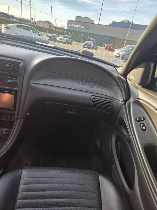 2003 Ford SN95 Mustang - Image 10 of 21