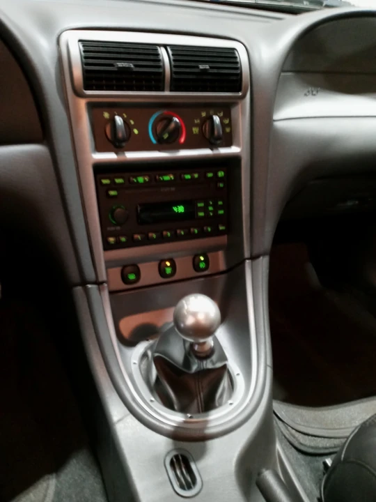 2003 Ford SN95 Mustang - Image 9 of 18