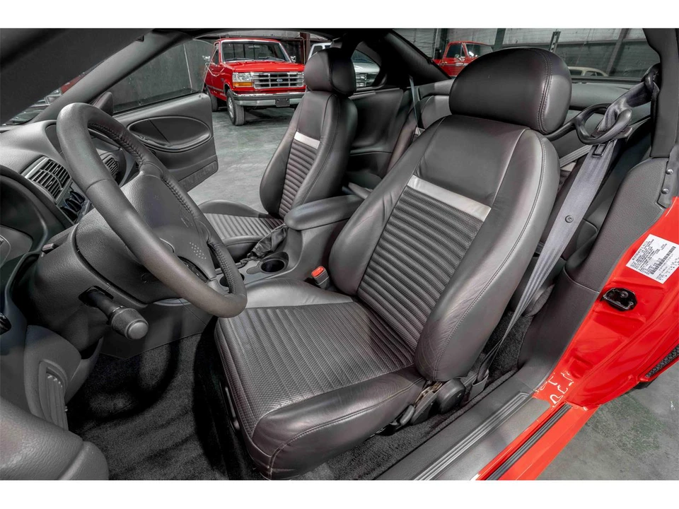 2003 Ford SN95 Mustang - Image 13 of 24