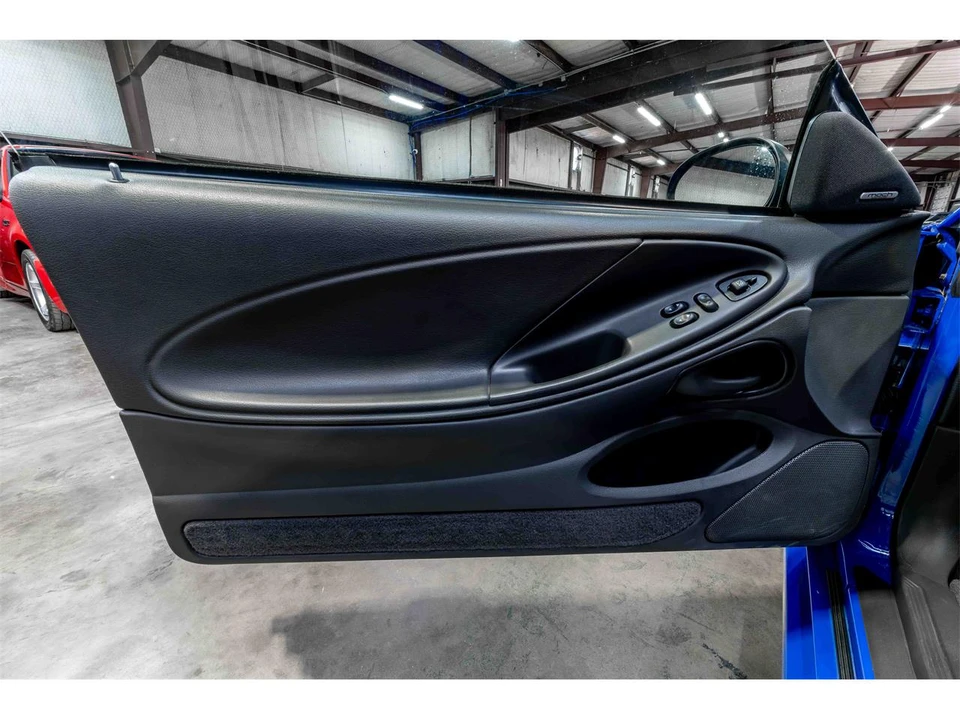 2003 Ford SN95 Mustang - Image 12 of 24