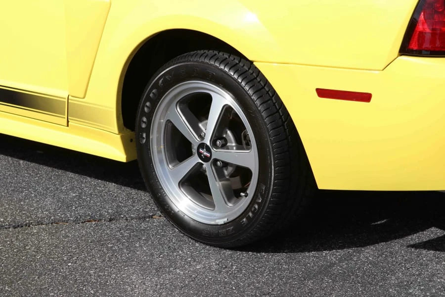 2003 Ford SN95 Mustang - Image 15 of 30