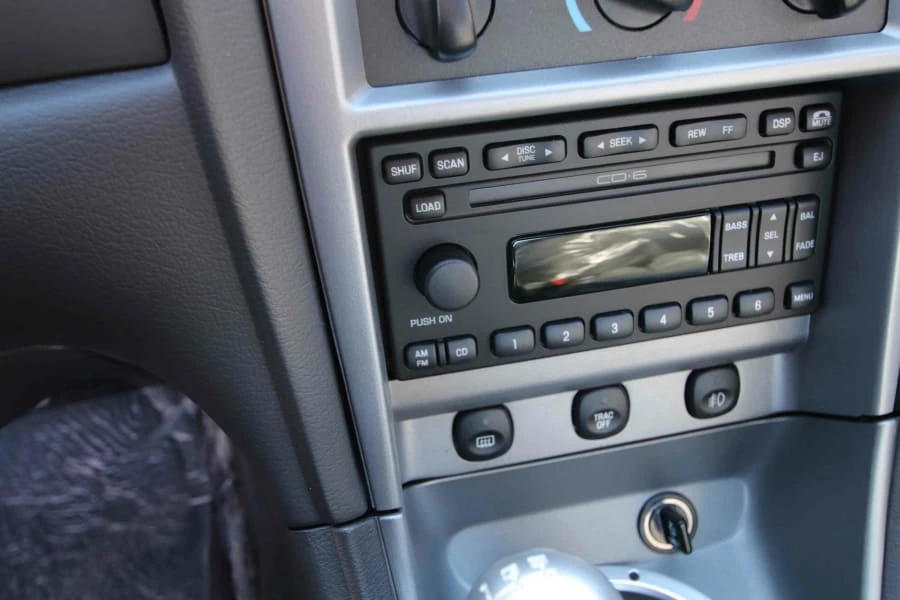 2003 Ford SN95 Mustang - Image 24 of 30