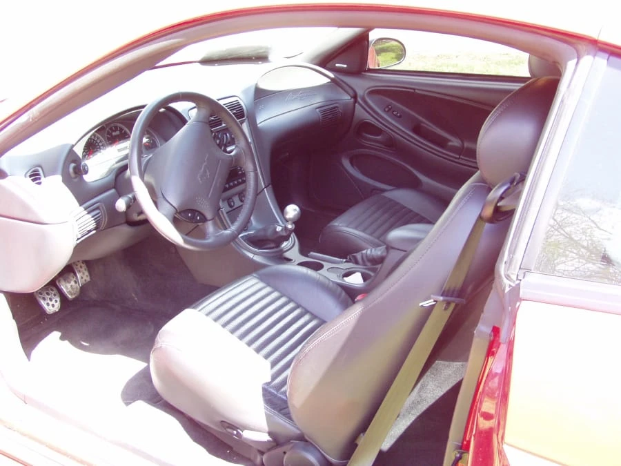 2003 Ford SN95 Mustang - Image 2 of 3